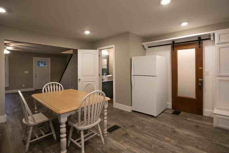 122 Sayre St #A - Photo 2 of 16