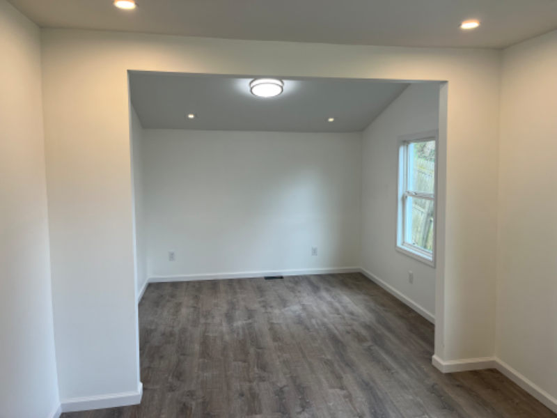 1177 Lisbon Street - Photo 4 of 8