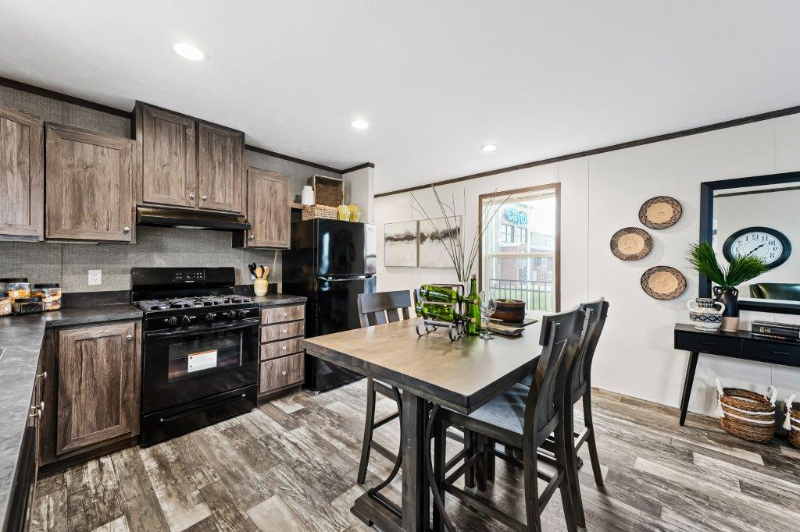 1053 E Meadows Cir - Photo 3 of 13