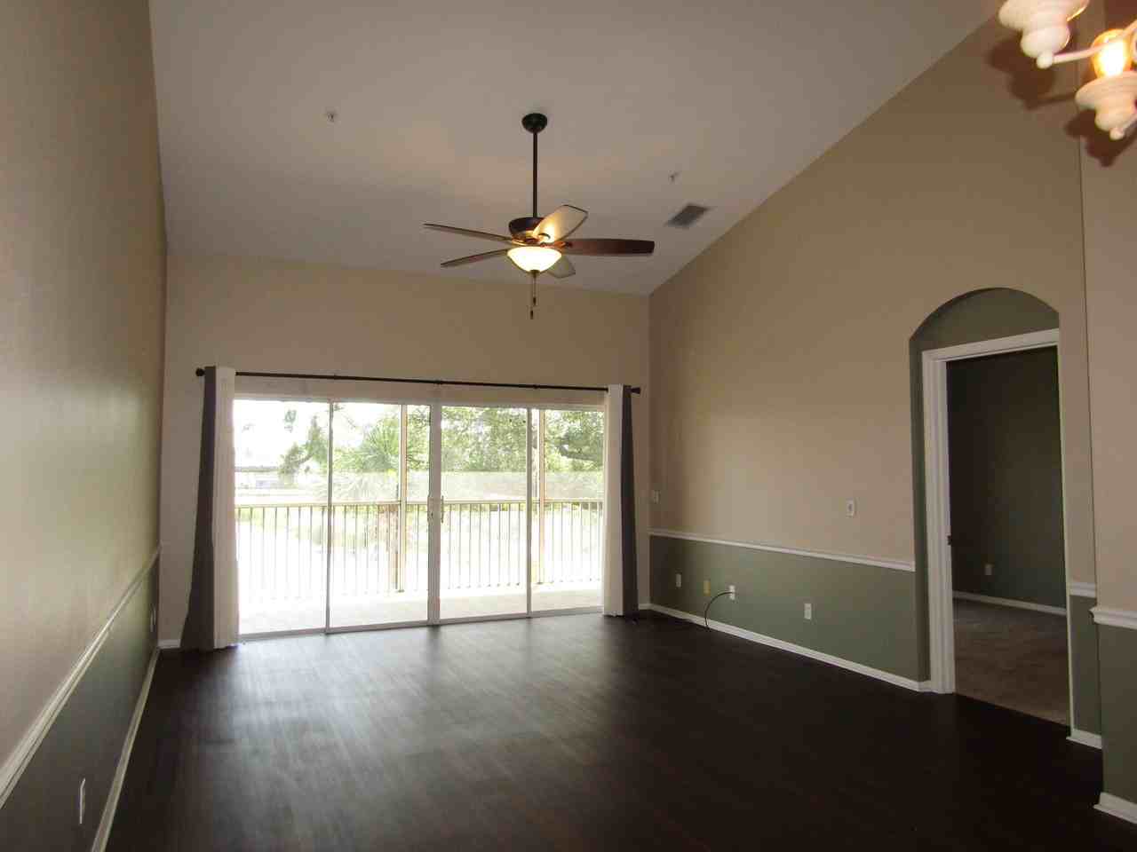 WV406LLD205 1 X Rental - Photo 2 of 31