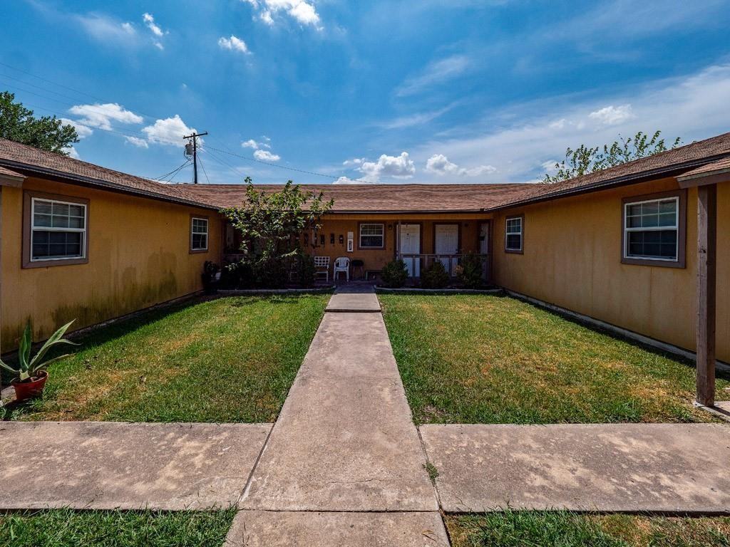 Jones St 1611 - Photo 2 of 11