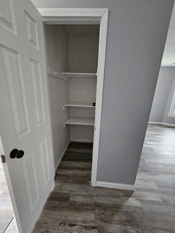 304 South Allin Street - Photo 2 of 14