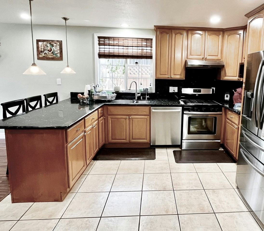 35595 Ebro Ct - Photo 3 of 12