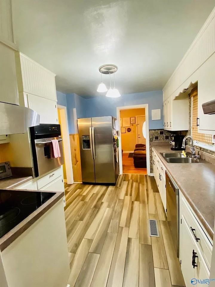 1204 19th Ave Se #1 - Photo 7 of 19