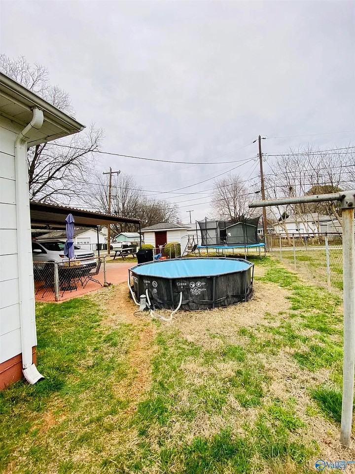 1204 19th Ave Se #1 - Photo 3 of 19