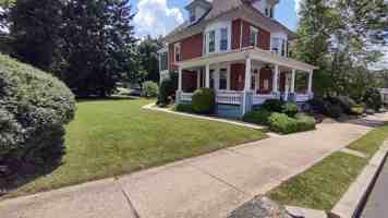 featured image of 4216 Penn Ave