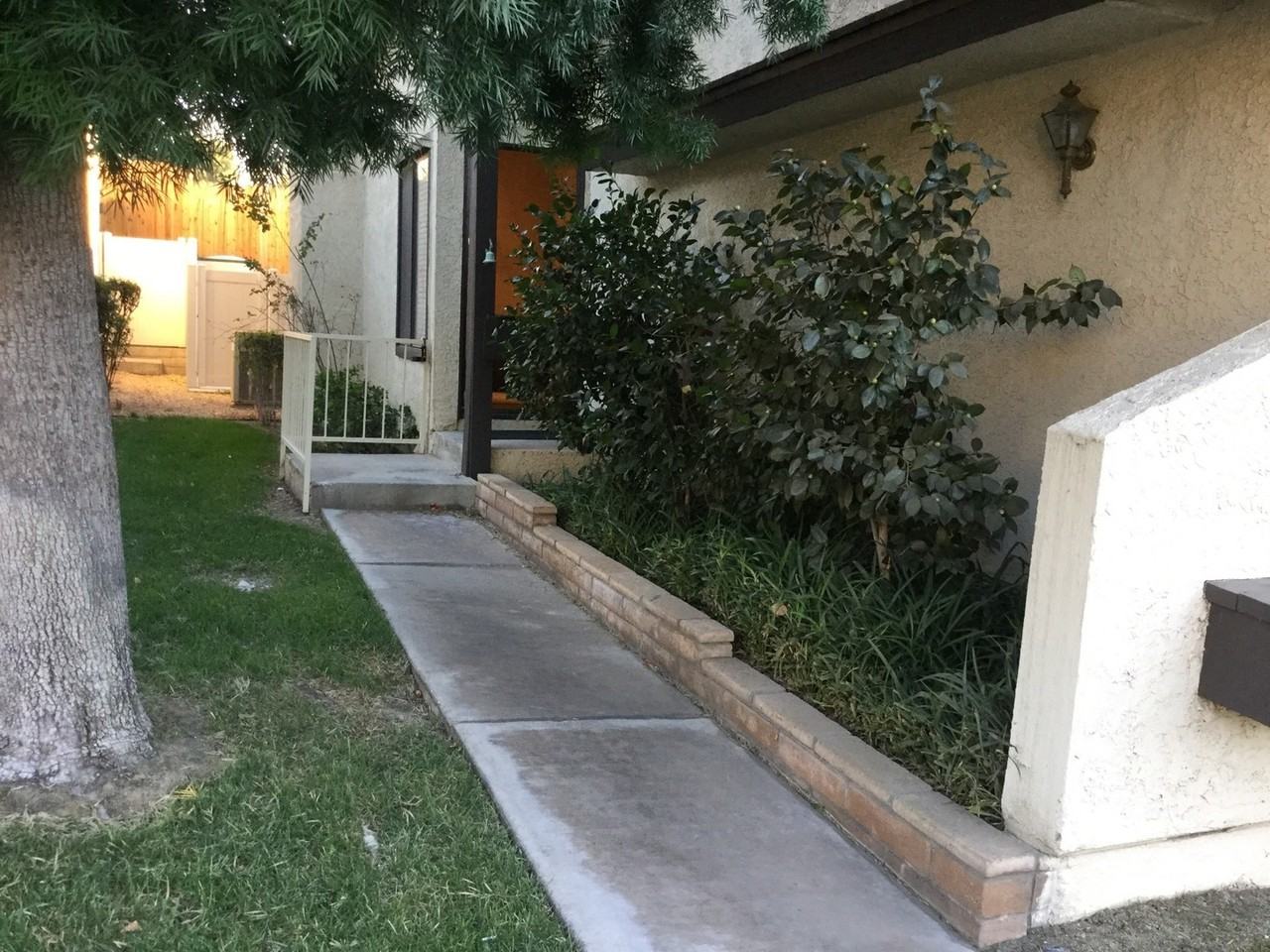 5050 Canyon Crest Dr #25 - Photo 2 of 13