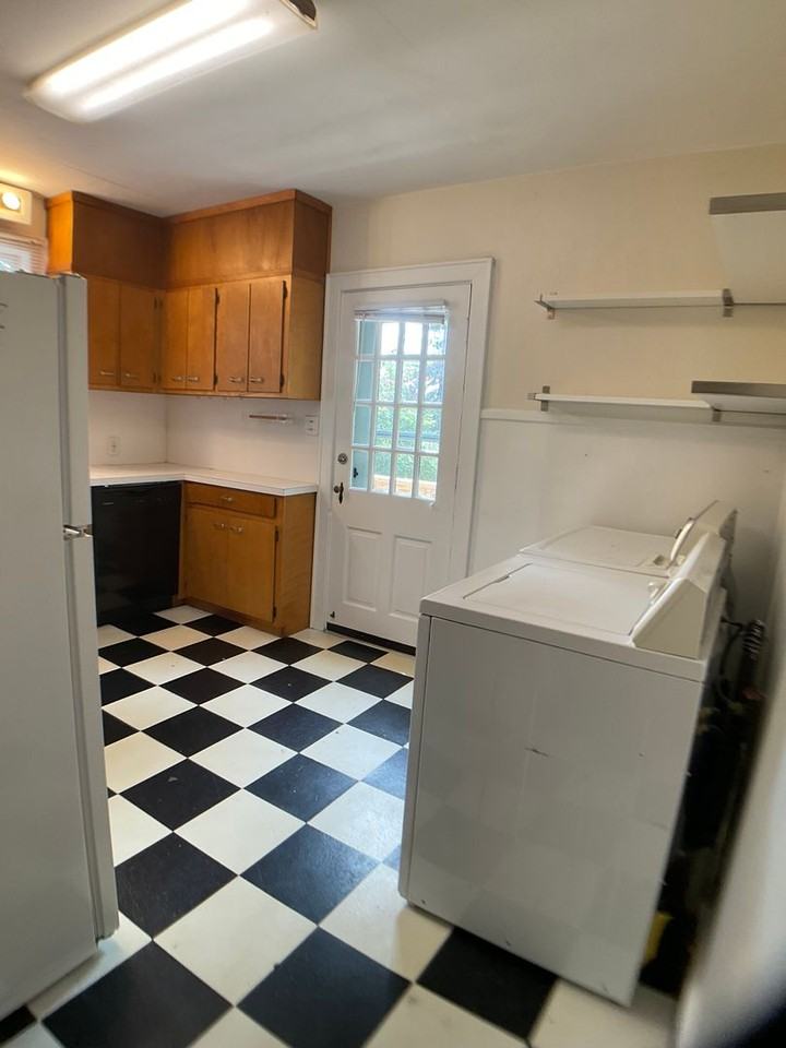 817 Old Pittsboro Rd - Photo 7 of 18