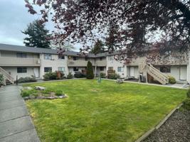featured image of 325 Ne Kettle St #109