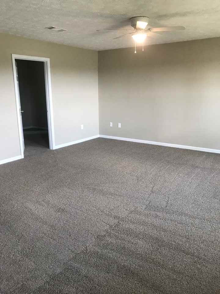 1060 Rosella Dr - Photo 3 of 13