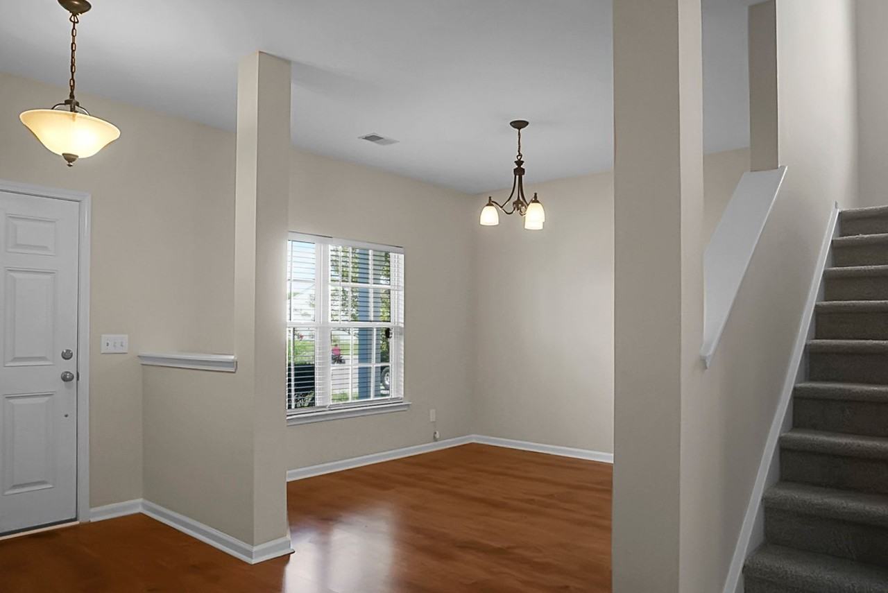 8003 Henderson Rd - Photo 7 of 50