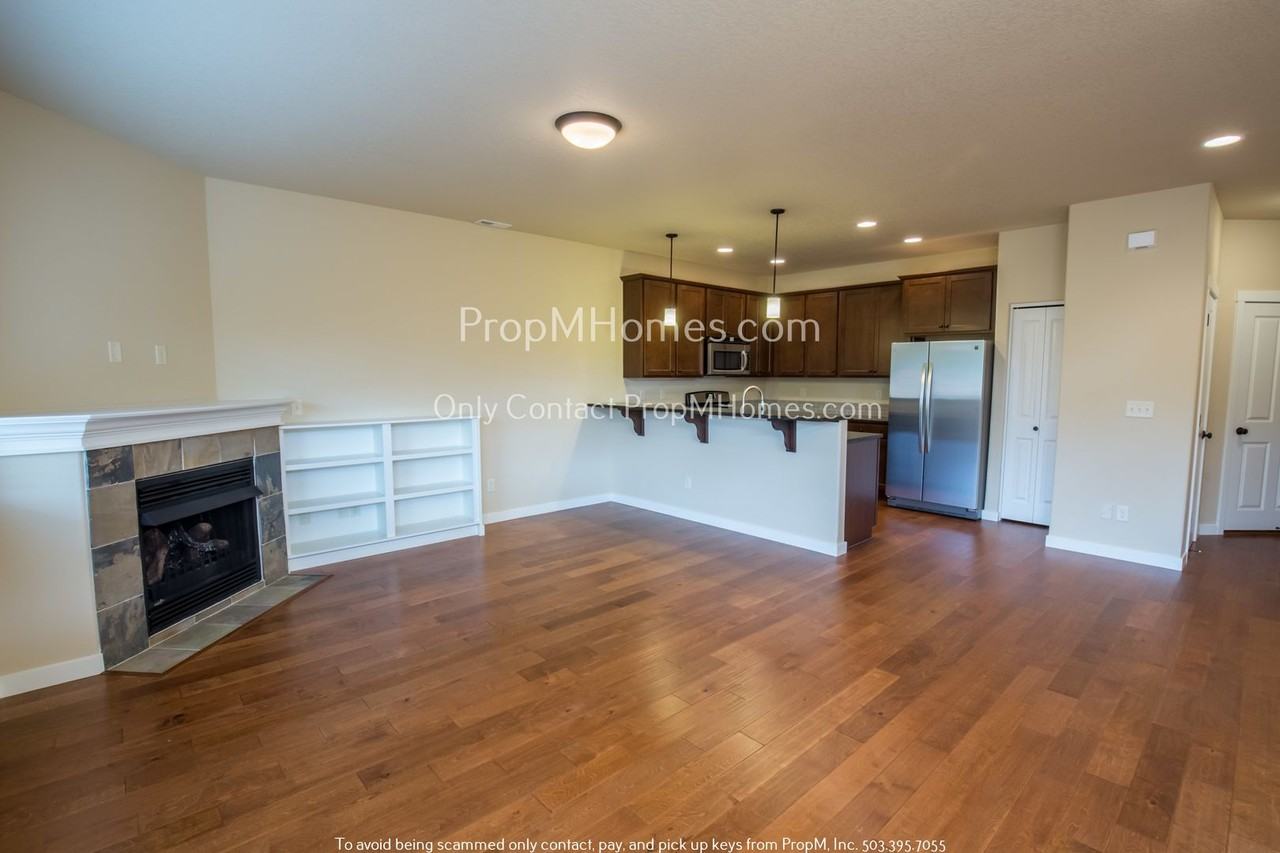 10605 Nw 303rd Pl - Photo 3 of 23