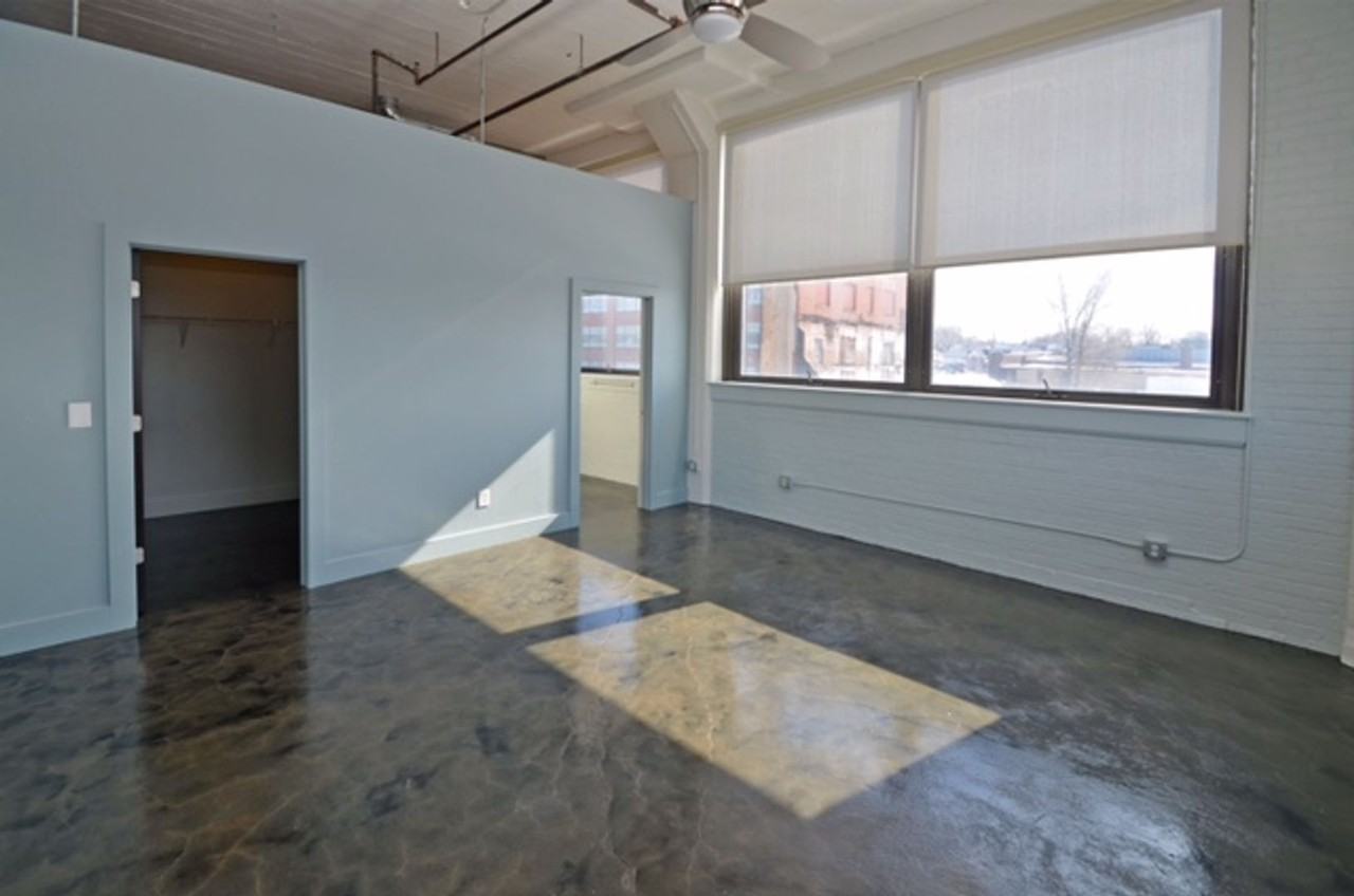 8205 Franklin Blvd - Photo 6 of 19