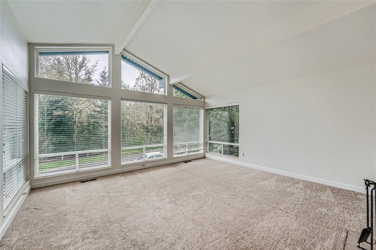 17308 Ne 13th Pl - Photo 5 of 31
