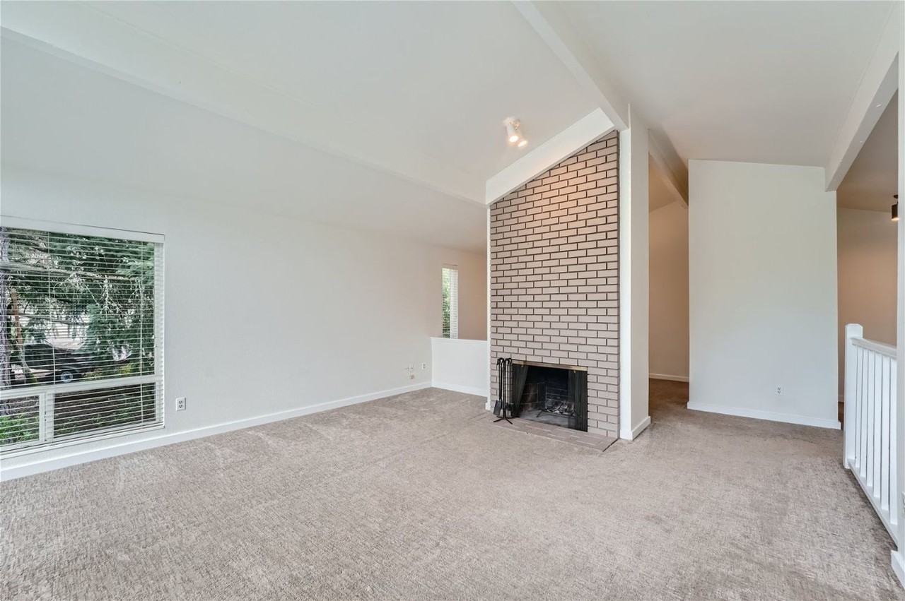 17308 Ne 13th Pl - Photo 6 of 31