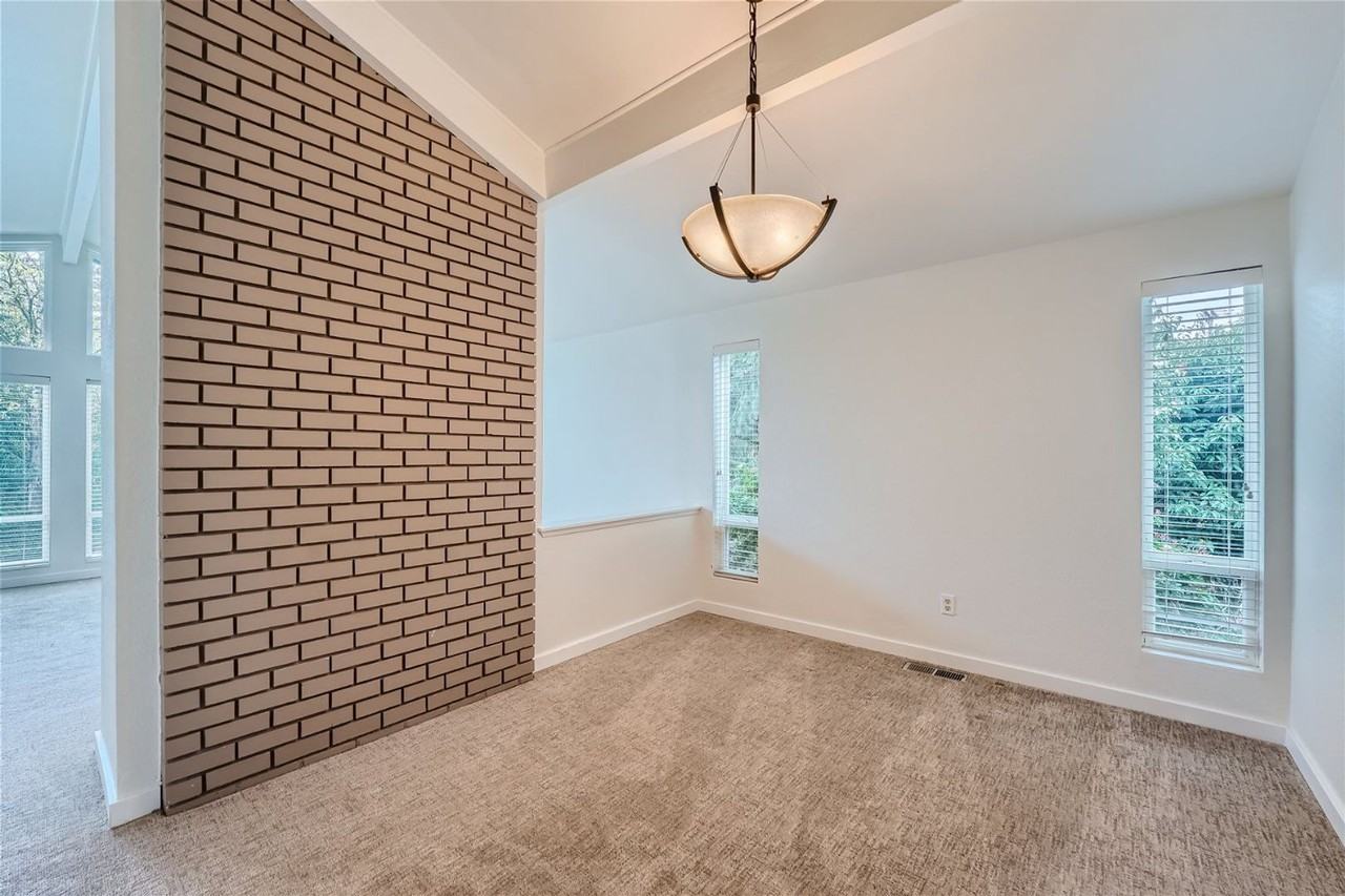 17308 Ne 13th Pl - Photo 7 of 31