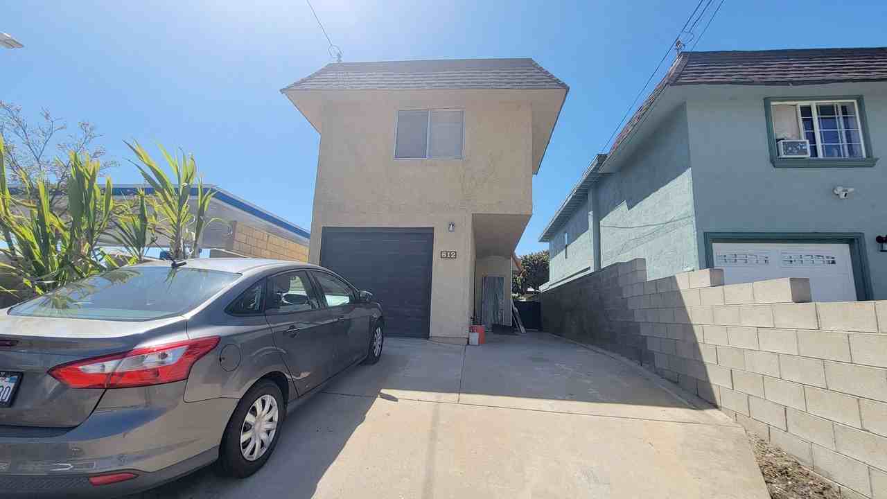 612 Pecos St - Photo 2 of 16