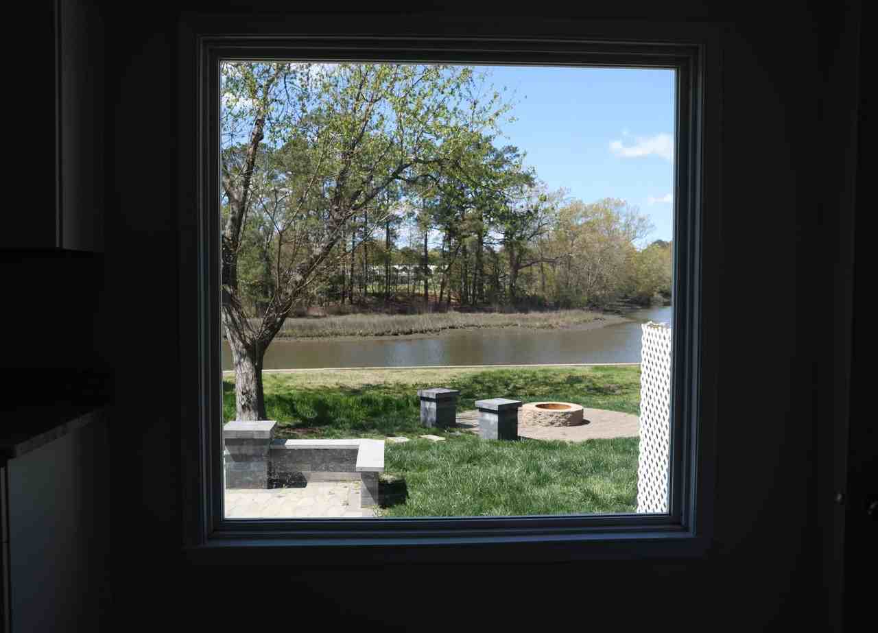 510 Elizabeth Lake Dr - Photo 2 of 23