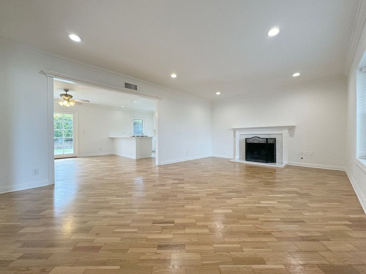 3294 Georgia Pl - Photo 2 of 27