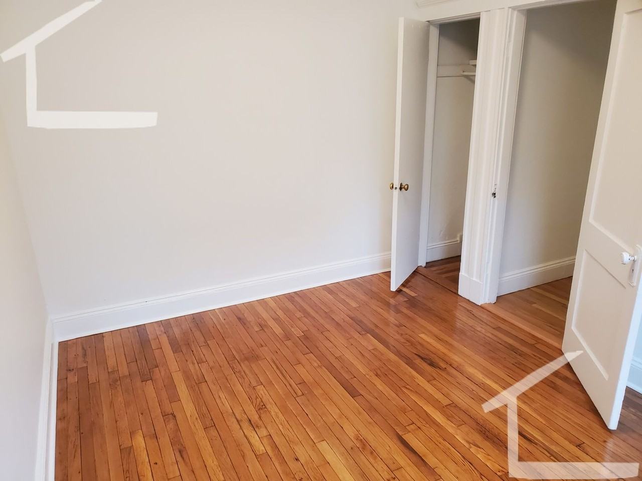 266 Kelton St - Photo 5 of 12