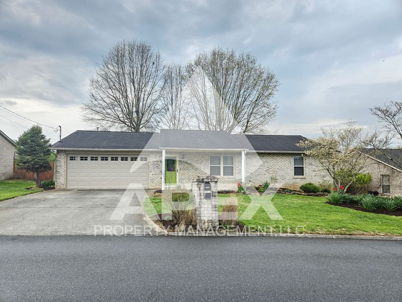7265 Palermo Rd - Photo 2 of 29