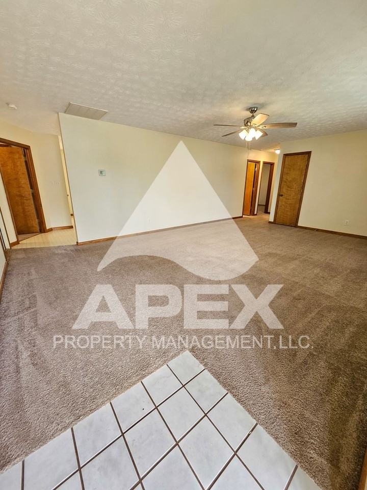 7265 Palermo Rd - Photo 5 of 29