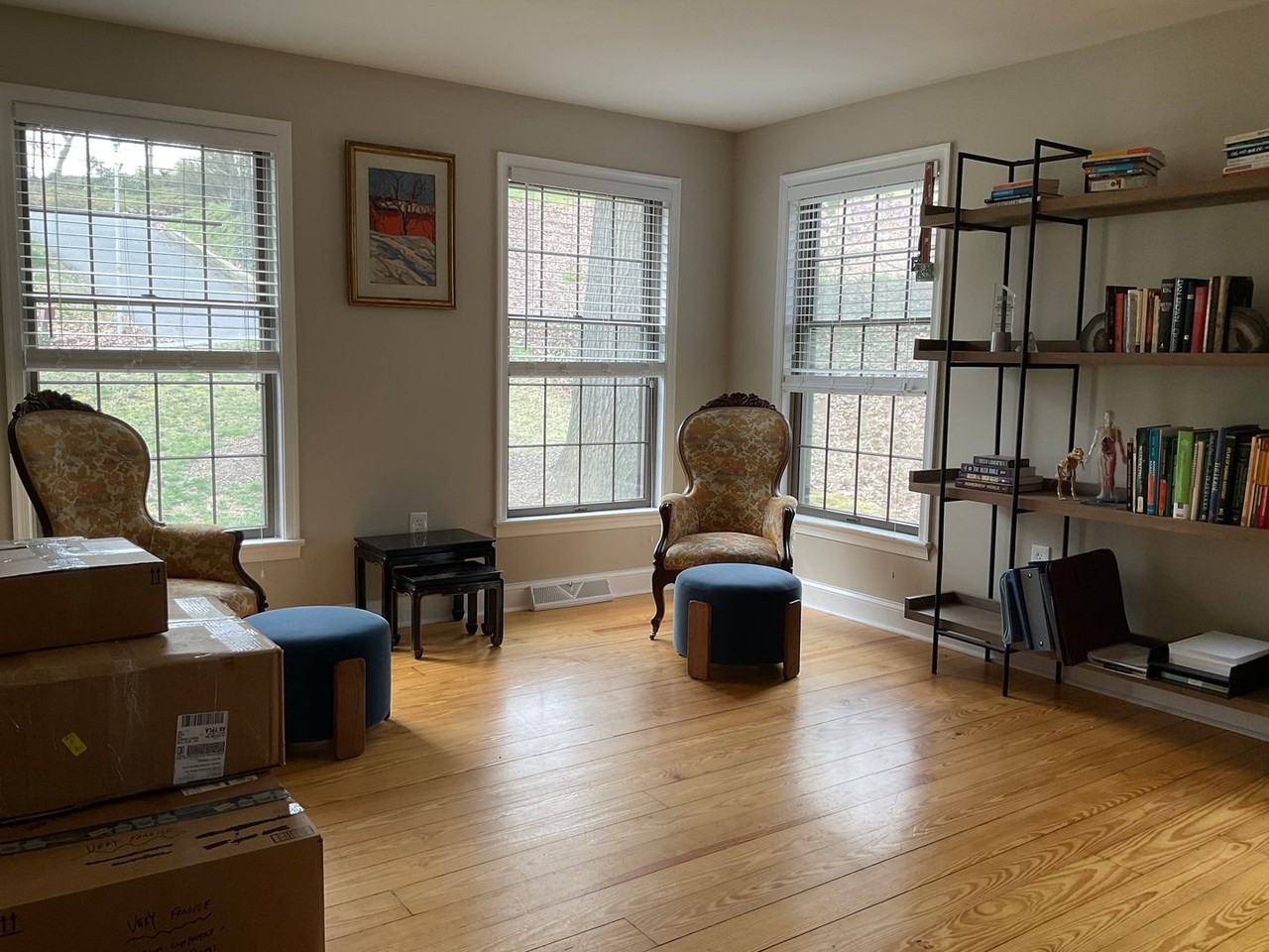 1541 Woodhaven Dr - Photo 5 of 43