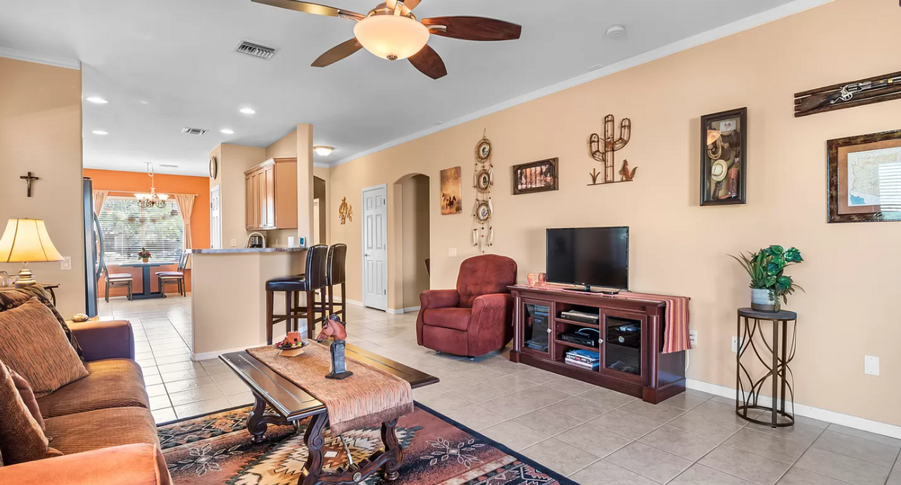 5908 S Starling Dr - Photo 3 of 18