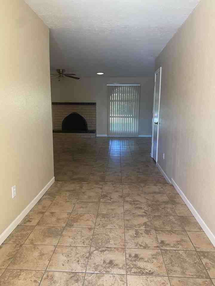 4326 E Western Star Blvd - Photo 2 of 18