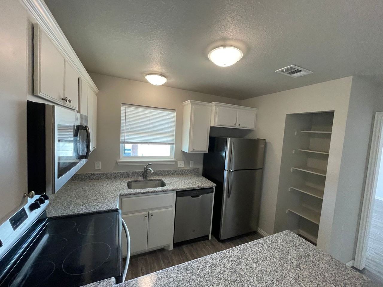30 Pine Ridge Ln - Photo 5 of 12