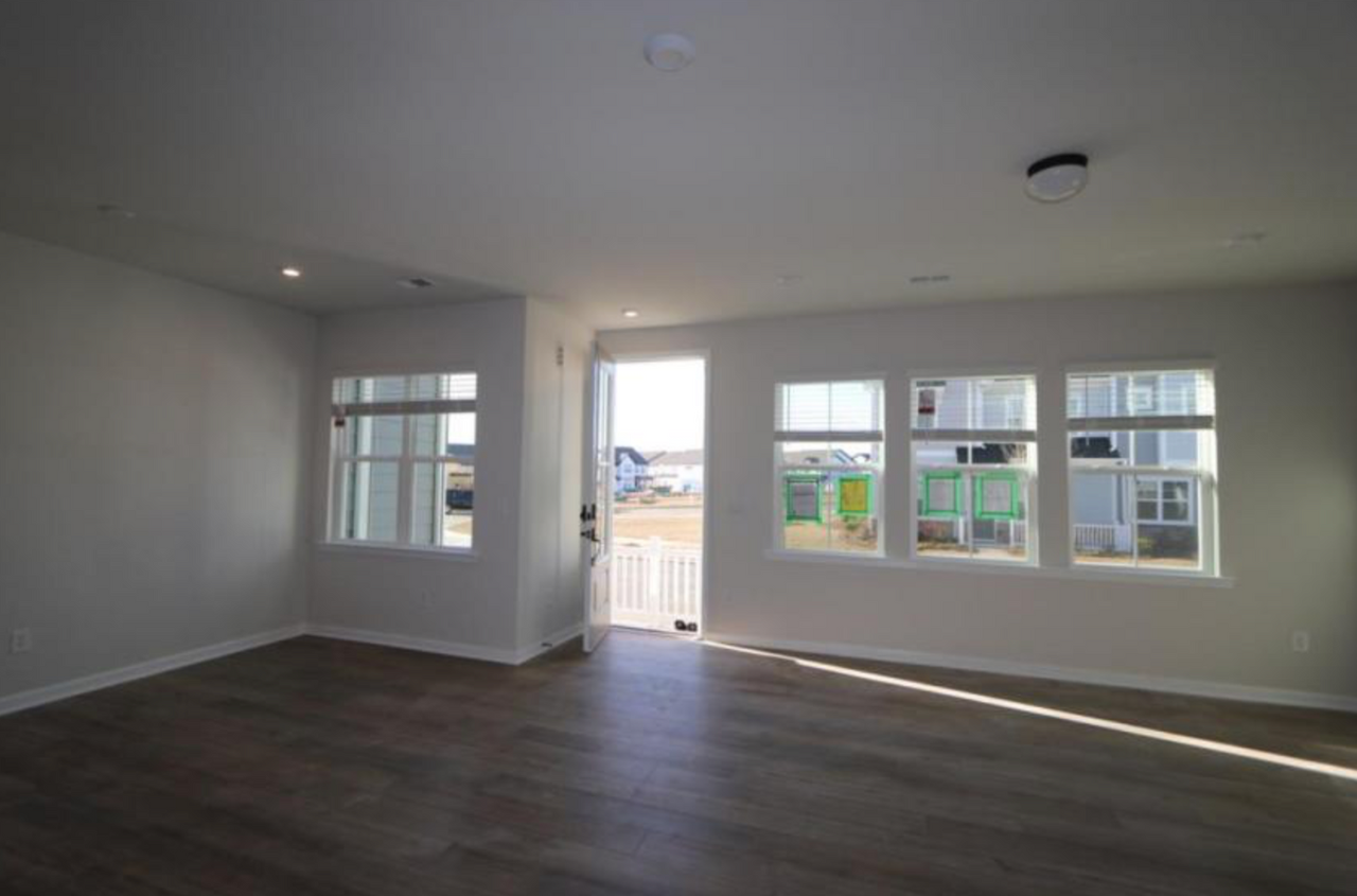 5822 5822 Strathmore Ct - Photo 6 of 12