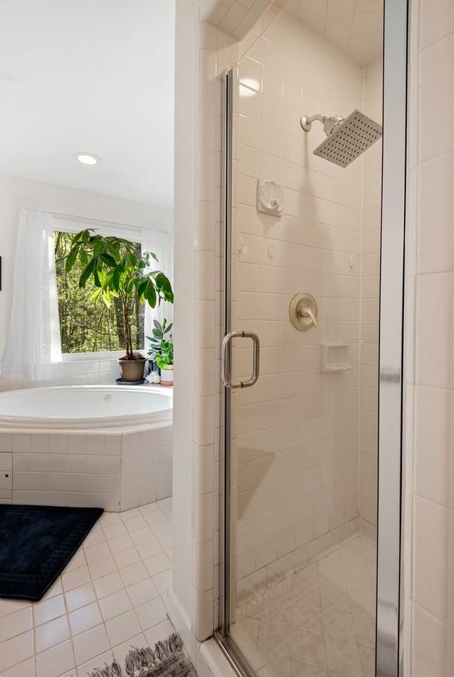 802 Creekstone Drive - Photo 7 of 32