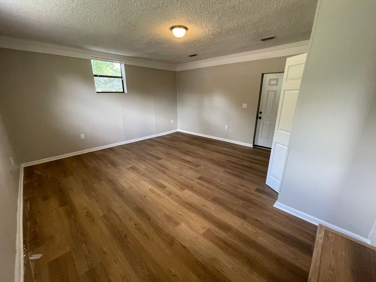 5247 Cleveland Rd - Photo 4 of 17