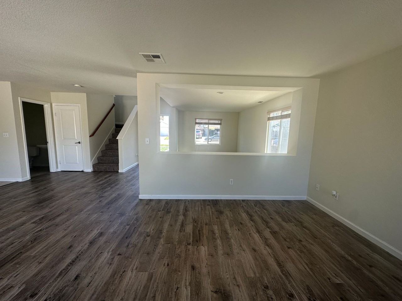 1227 Kingfisher Dr - Photo 7 of 28