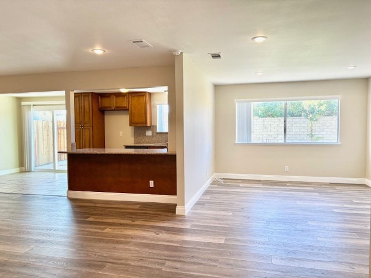 3120 Oarfish Ln - Photo 3 of 33