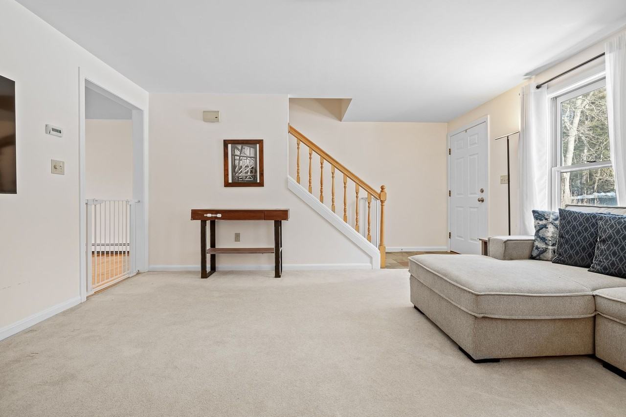 266 Poverty Ln - Photo 5 of 11
