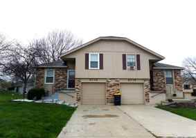 featured image of 8716 N Chatham Ave