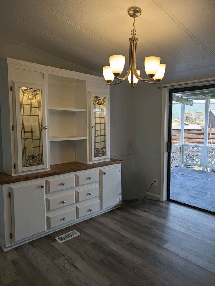 405 Murield Dr - Photo 7 of 15