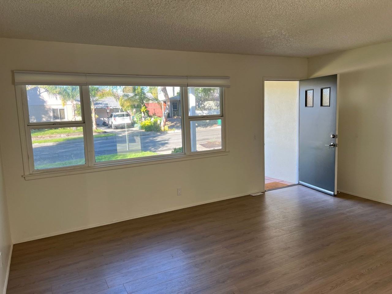 222 Las Ondas - Photo 2 of 11