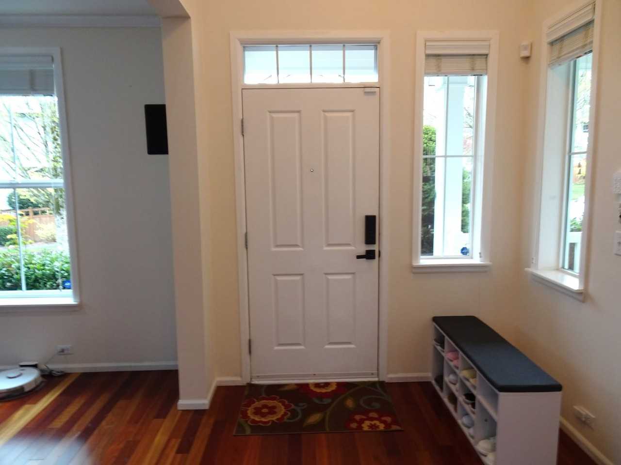 2417 31st Ave Ne - Photo 3 of 50