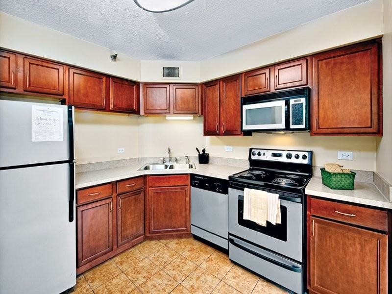 Evanston Place Apartments - Photo 3 of 21