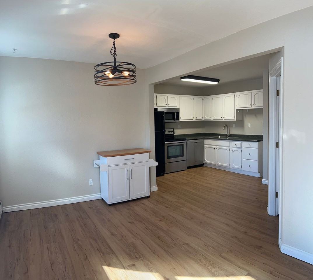 720 E 73rd Ave - KK - Photo 2 of 14