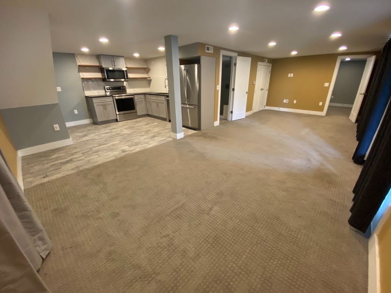 615 Continental Dr - Photo 2 of 16