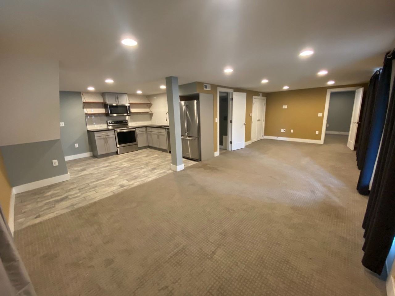615 Continental Dr - Photo 3 of 16