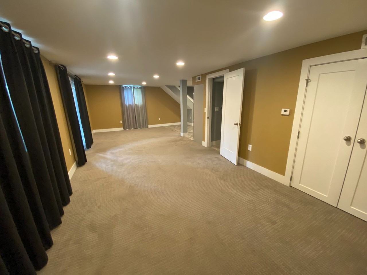 615 Continental Dr - Photo 4 of 16