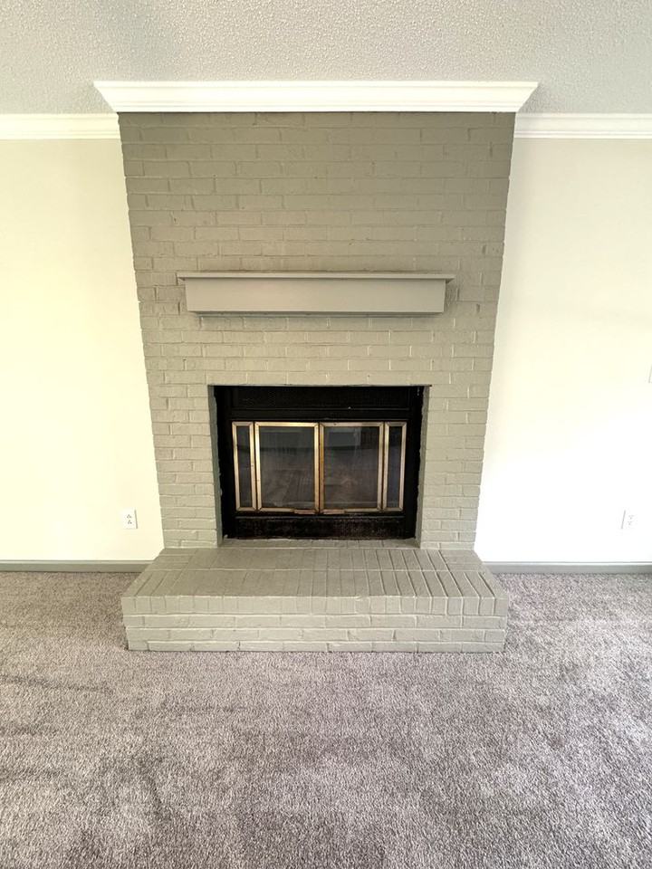 833 Mill River Rd - Photo 3 of 23