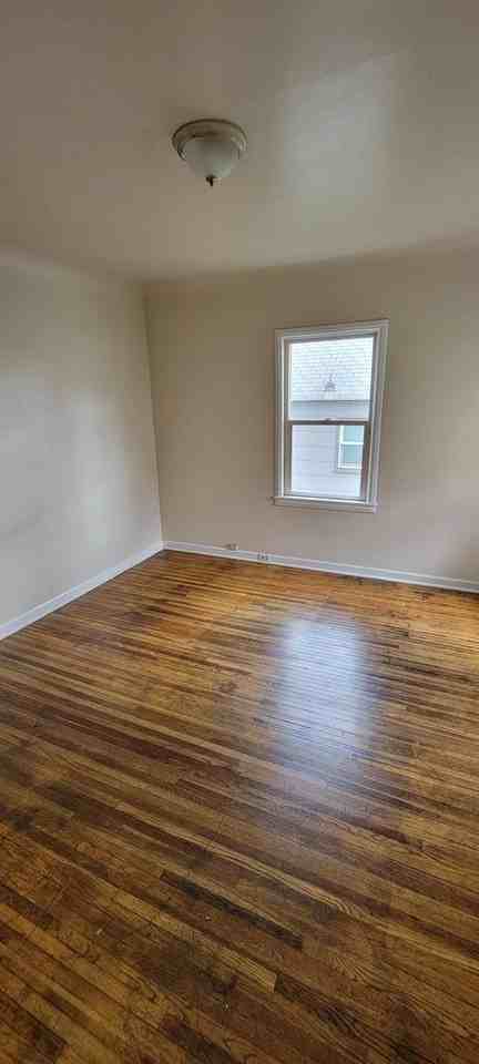 1208 E North Ave - Photo 6 of 9
