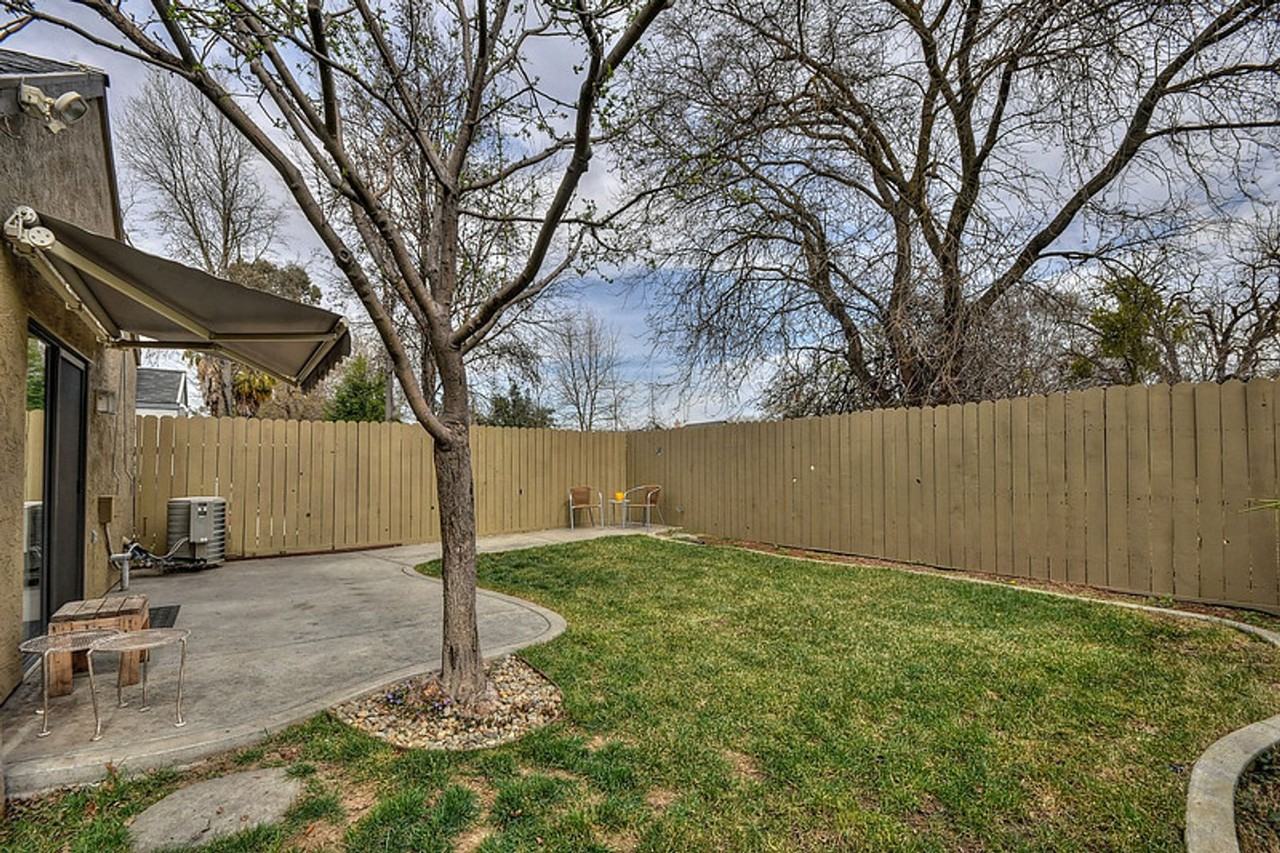 2241 Sandcastle Way - Photo 2 of 15