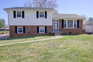 517 Morrison Dr - Photo 1 of 1