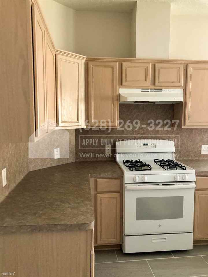 301 Cedar Branch Dr - Photo 3 of 31